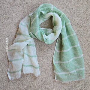 NWOT Threads Napa Valley Linen Scarf Green & White Stripe